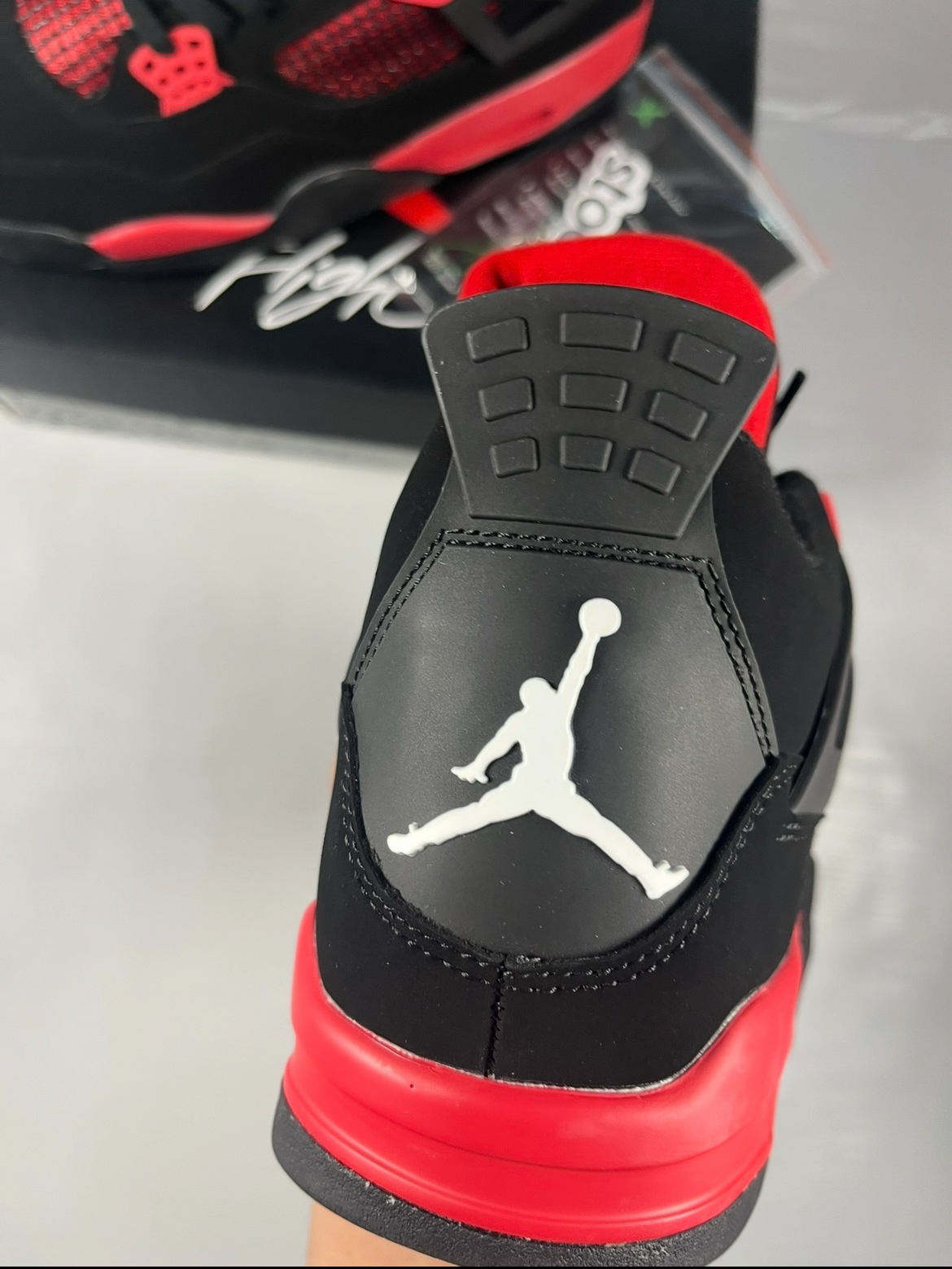 J4 red thunders