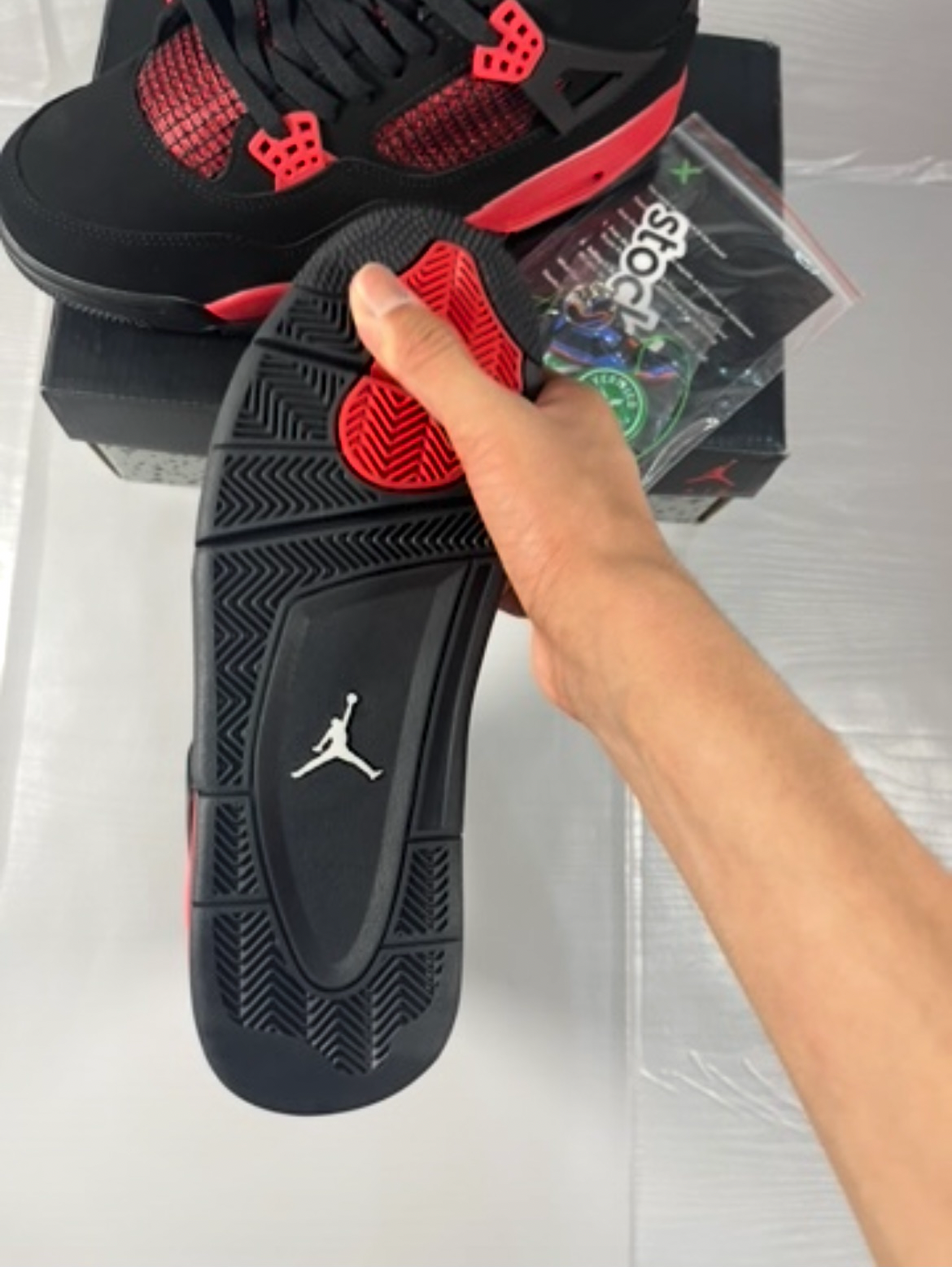 J4 red thunders