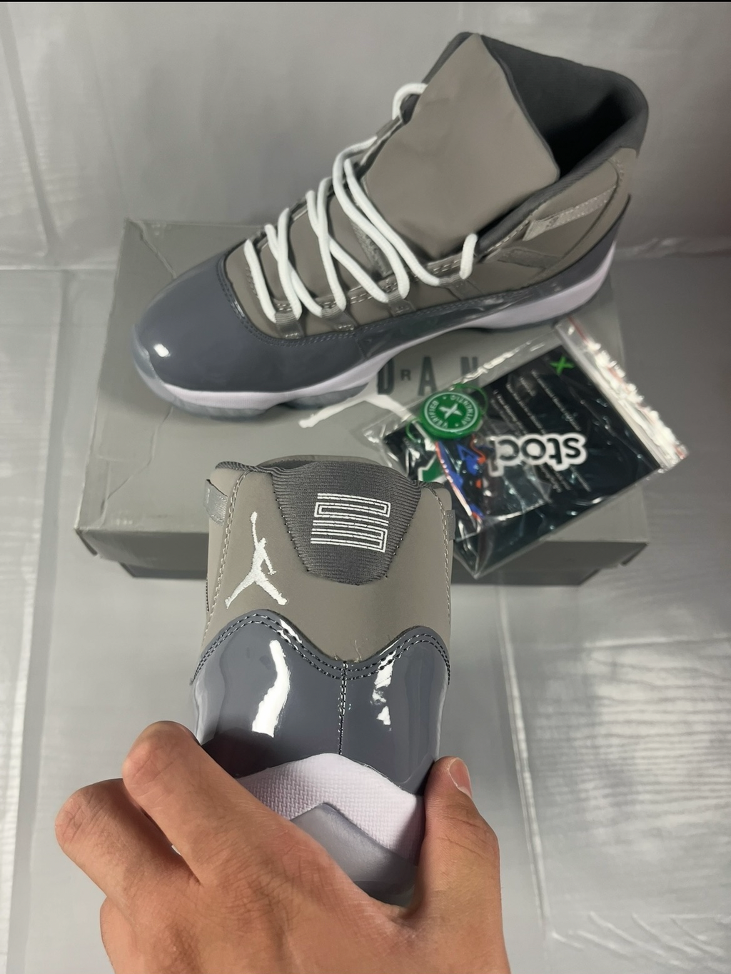 J11 cool grey