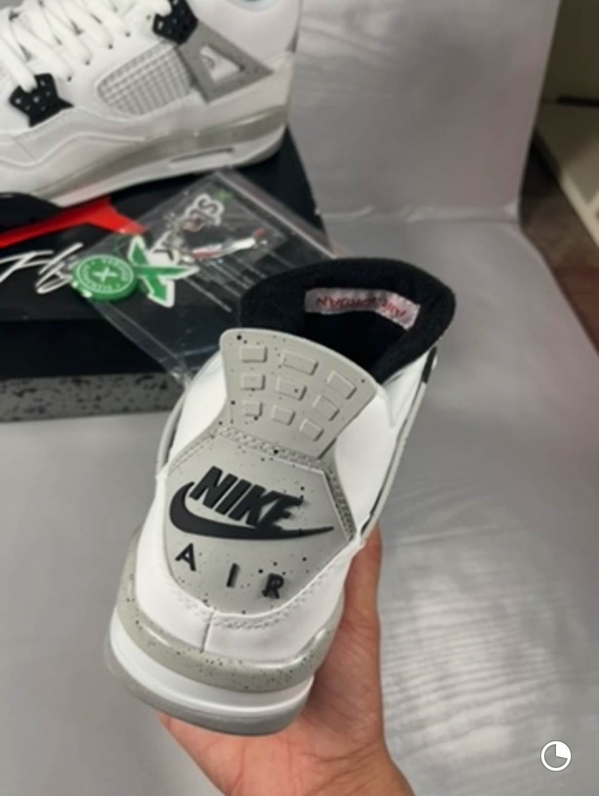 J4 white cements