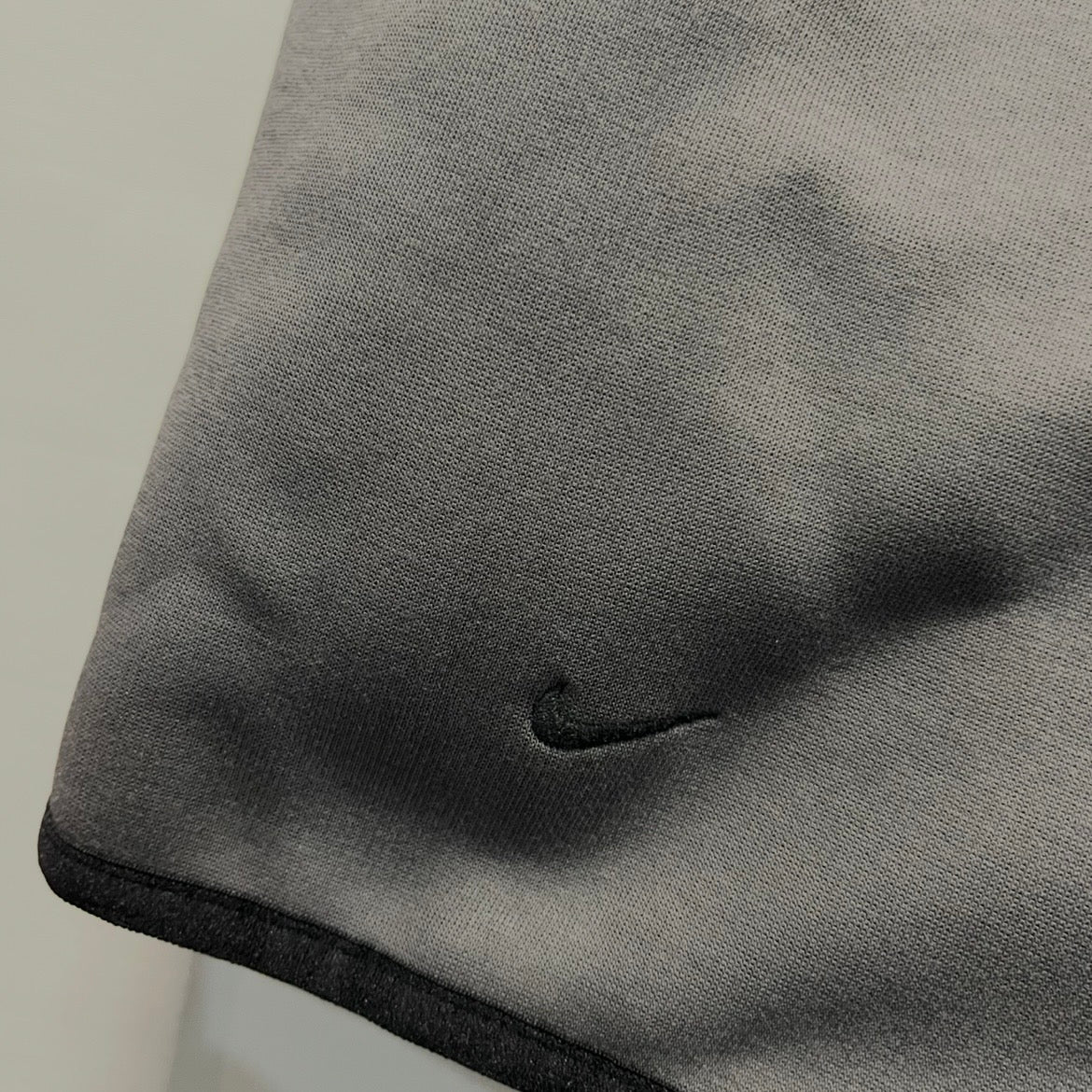 Swoosh anthracite tracksuit