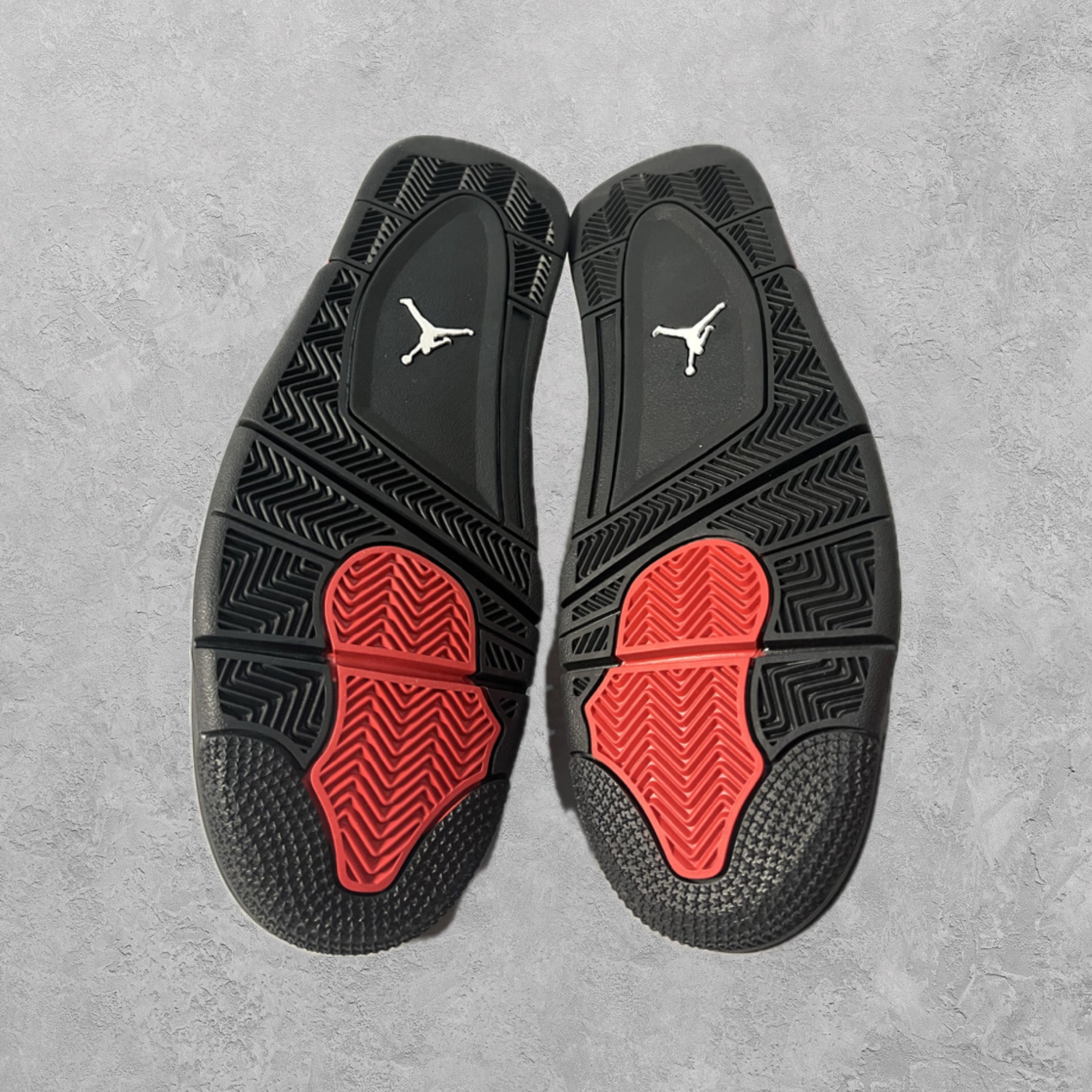 J4 red thunders