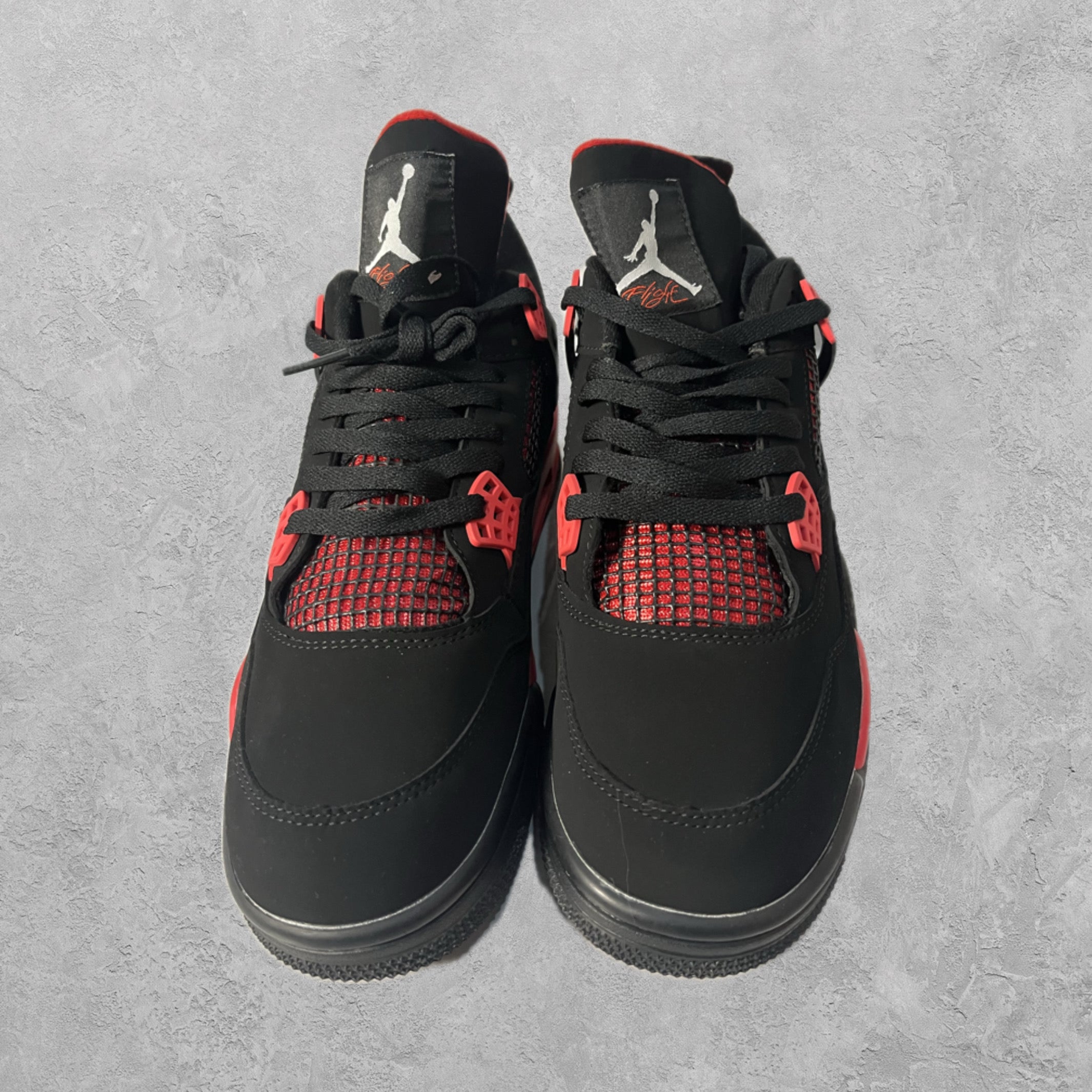 J4 red thunders