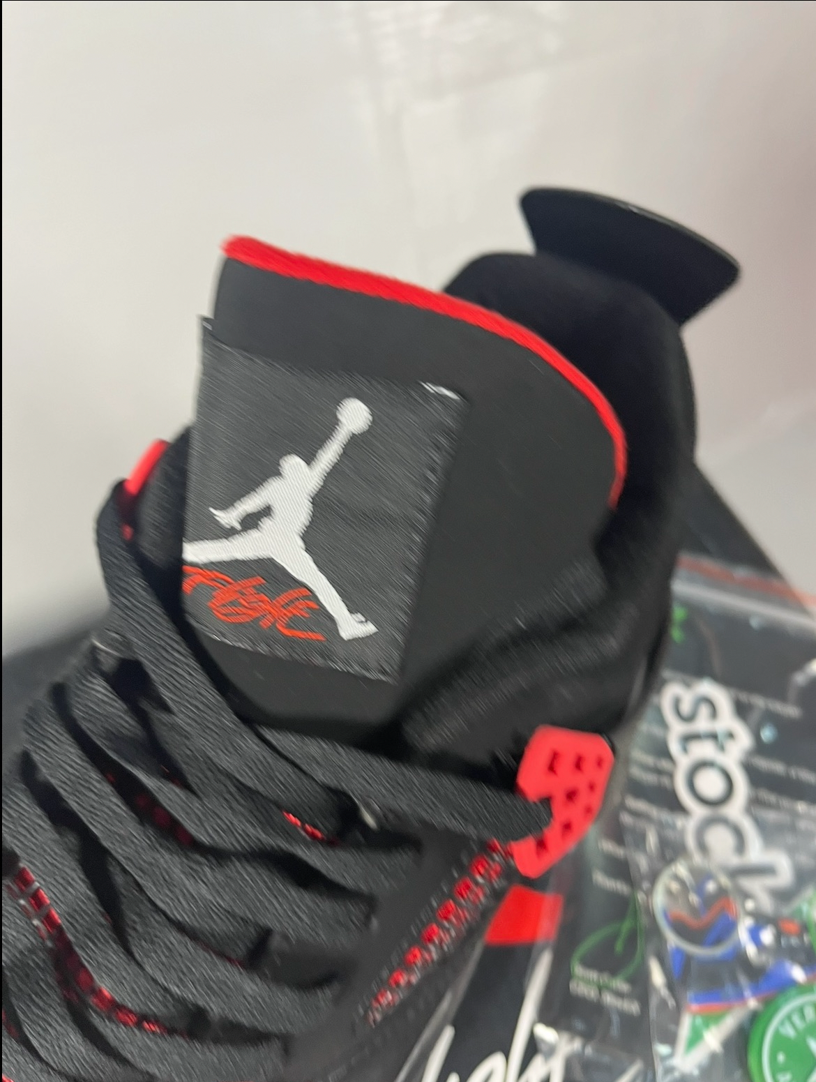 J4 red thunders