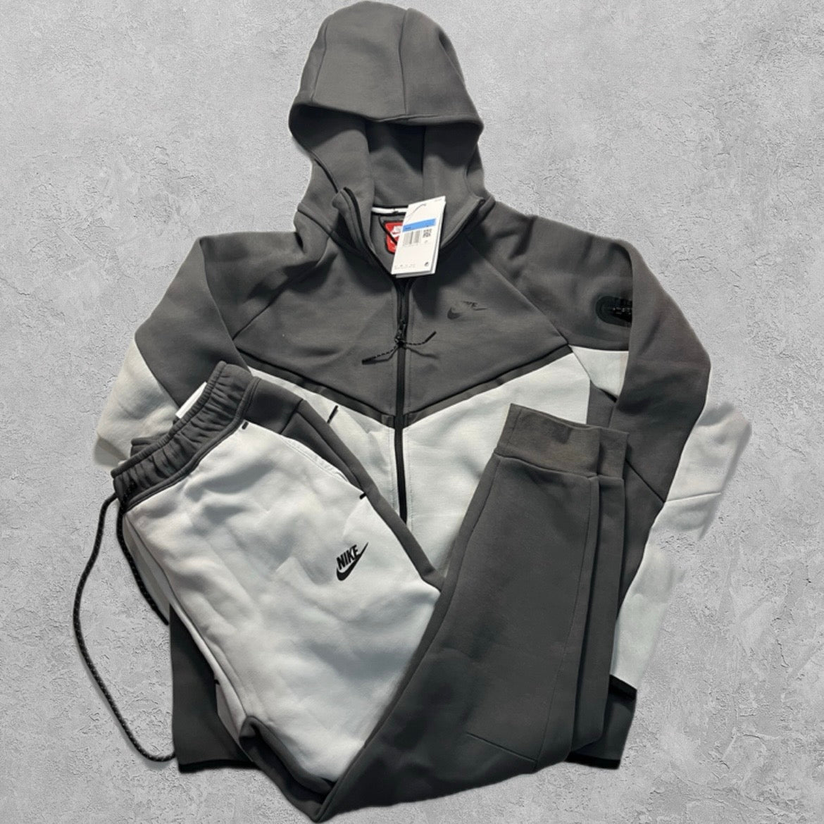 Swoosh anthracite tracksuit